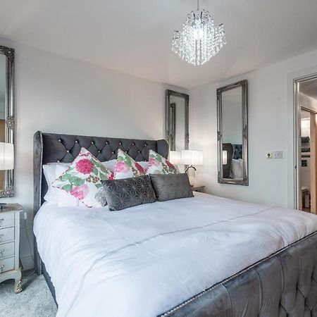 Luxurious River View Apartment With Terrace Worcester Exteriör bild