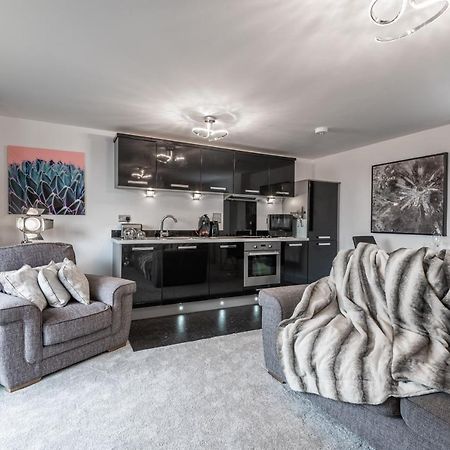 Luxurious River View Apartment With Terrace Worcester Exteriör bild
