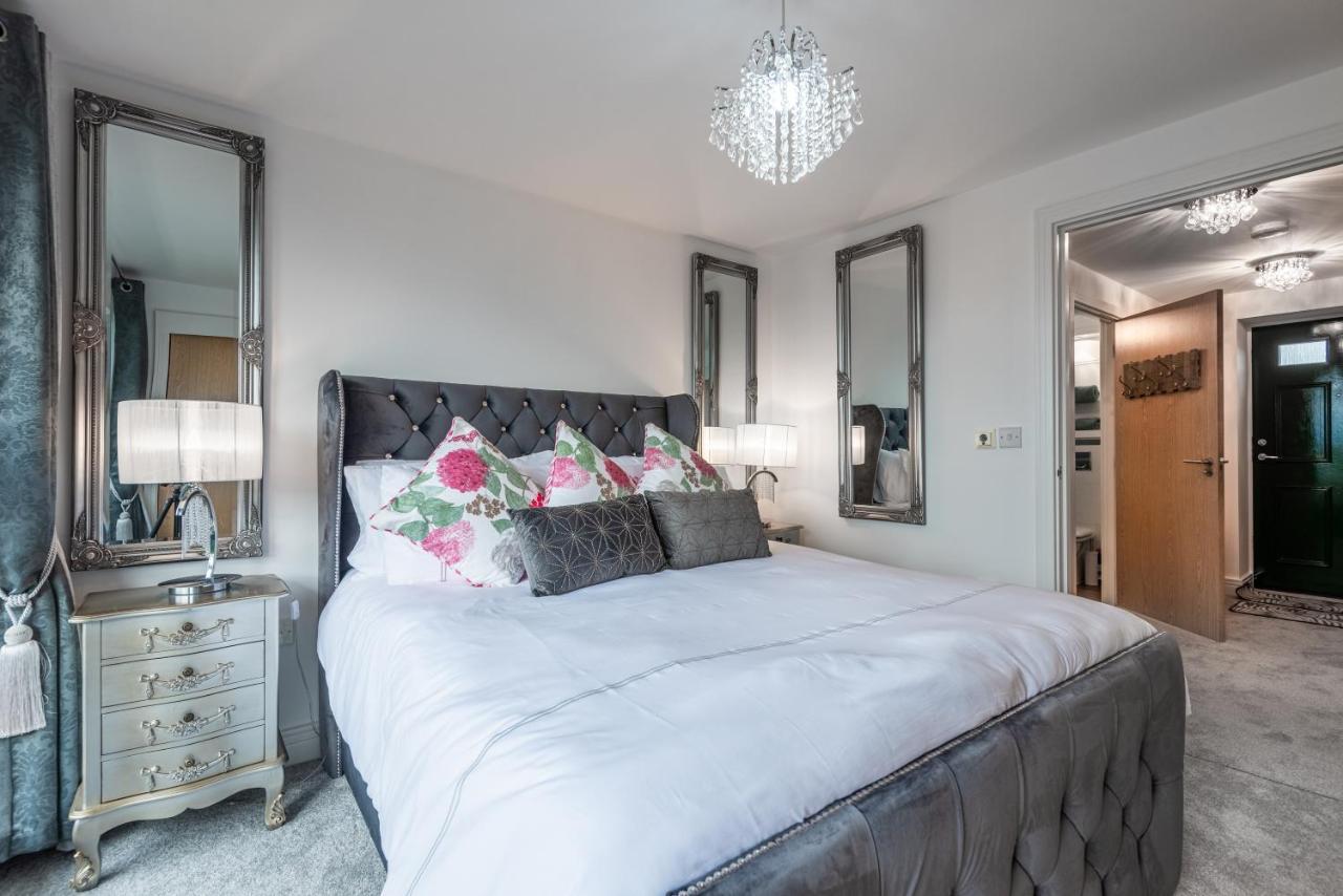 Luxurious River View Apartment With Terrace Worcester Exteriör bild