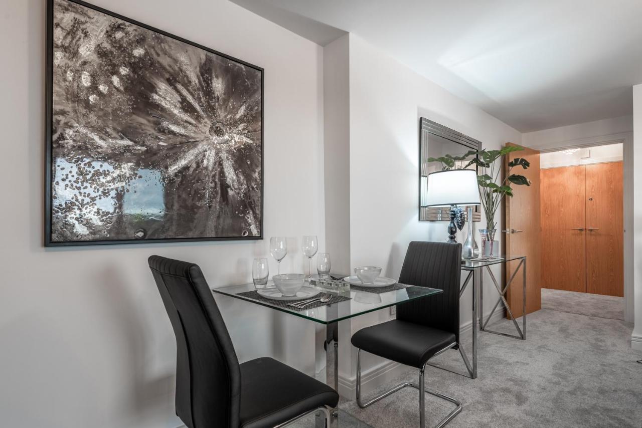 Luxurious River View Apartment With Terrace Worcester Exteriör bild